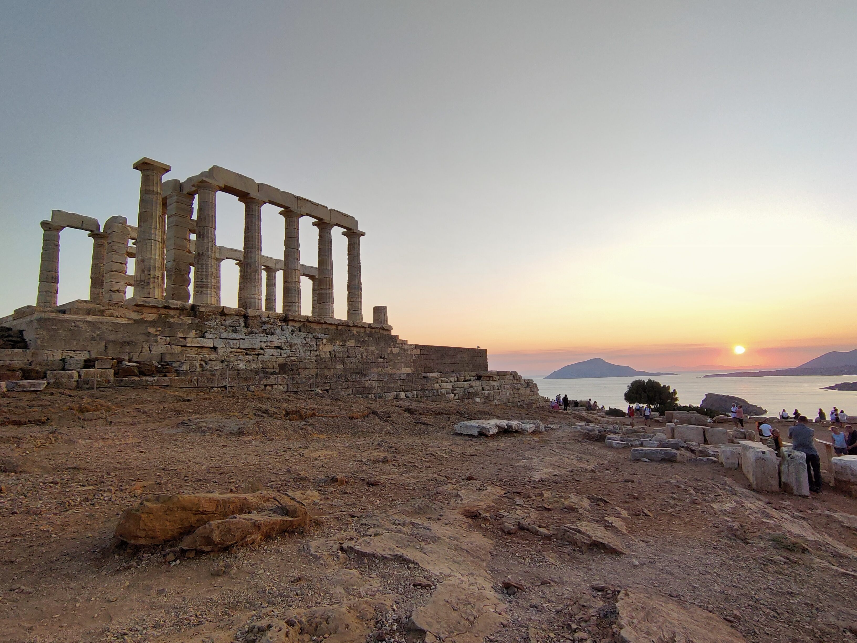 Grecia Continentală: Itinerariu istoric prin Acropole, Delphi, Mycene, Meteora si canionul Vikos