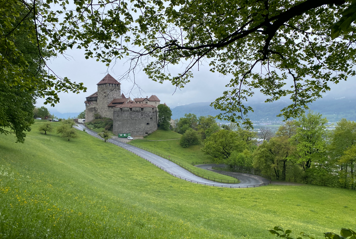 O zi în Vaduz, Liechtenstein – ghid complet, experiență personală și costuri