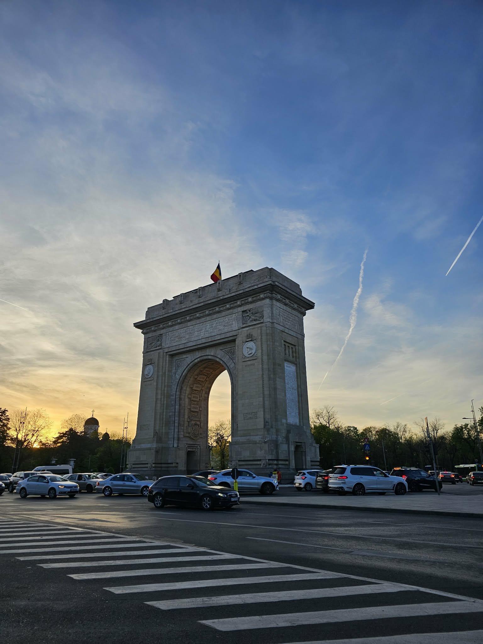 11 Locuri de vizitat în București + cum poți vizita Primăria Capitalei