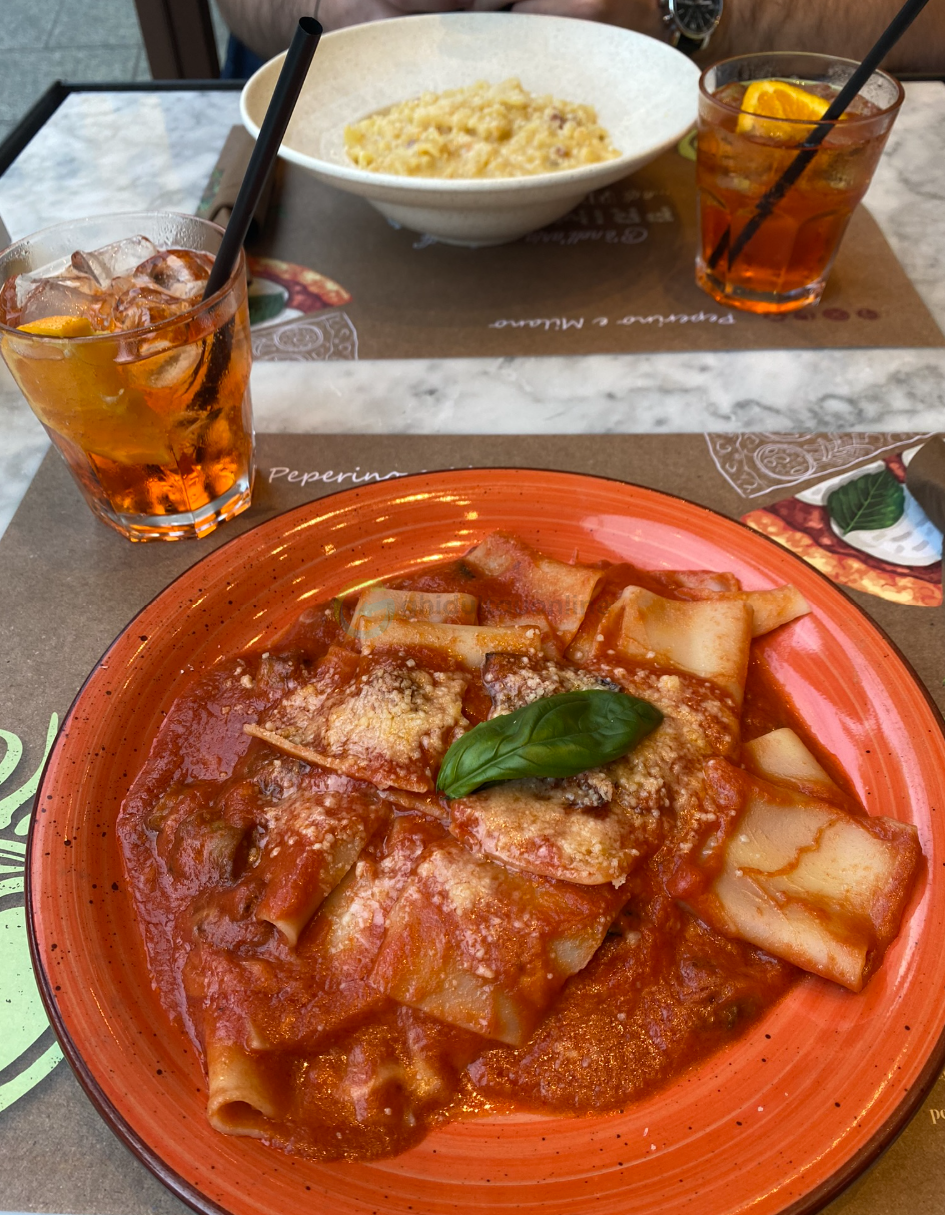 Peperino e Milano, pasta
