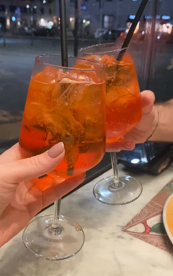 Mama eat, Aperol, Italia