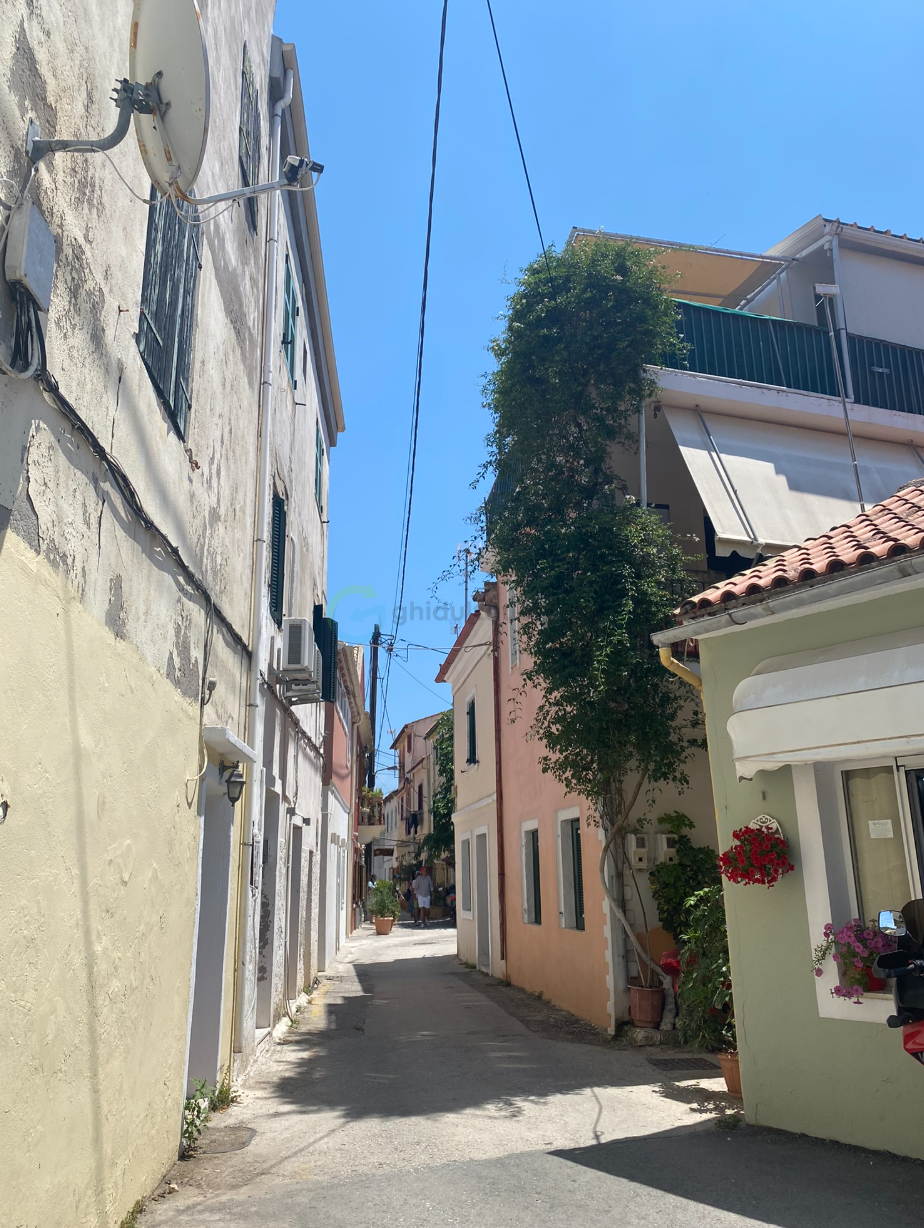 Gaios