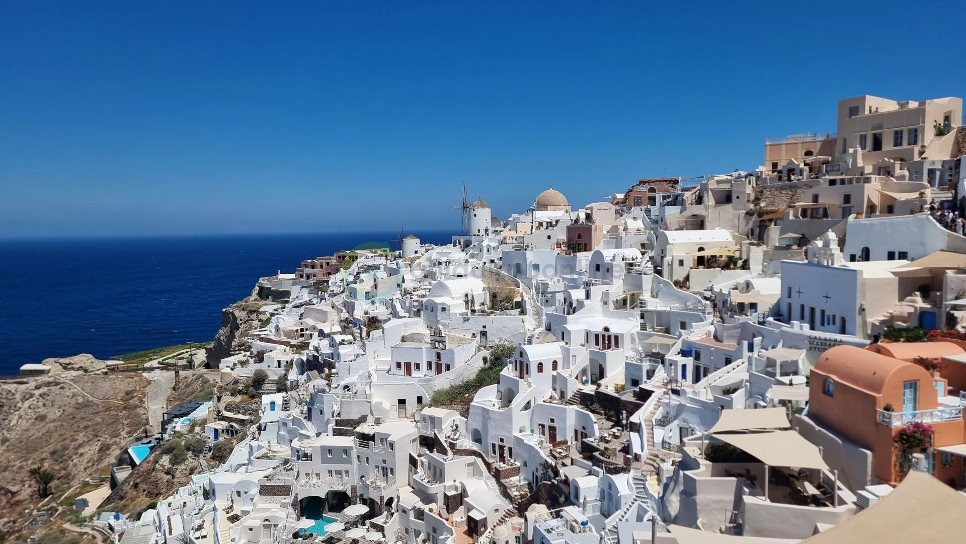 Oia3
