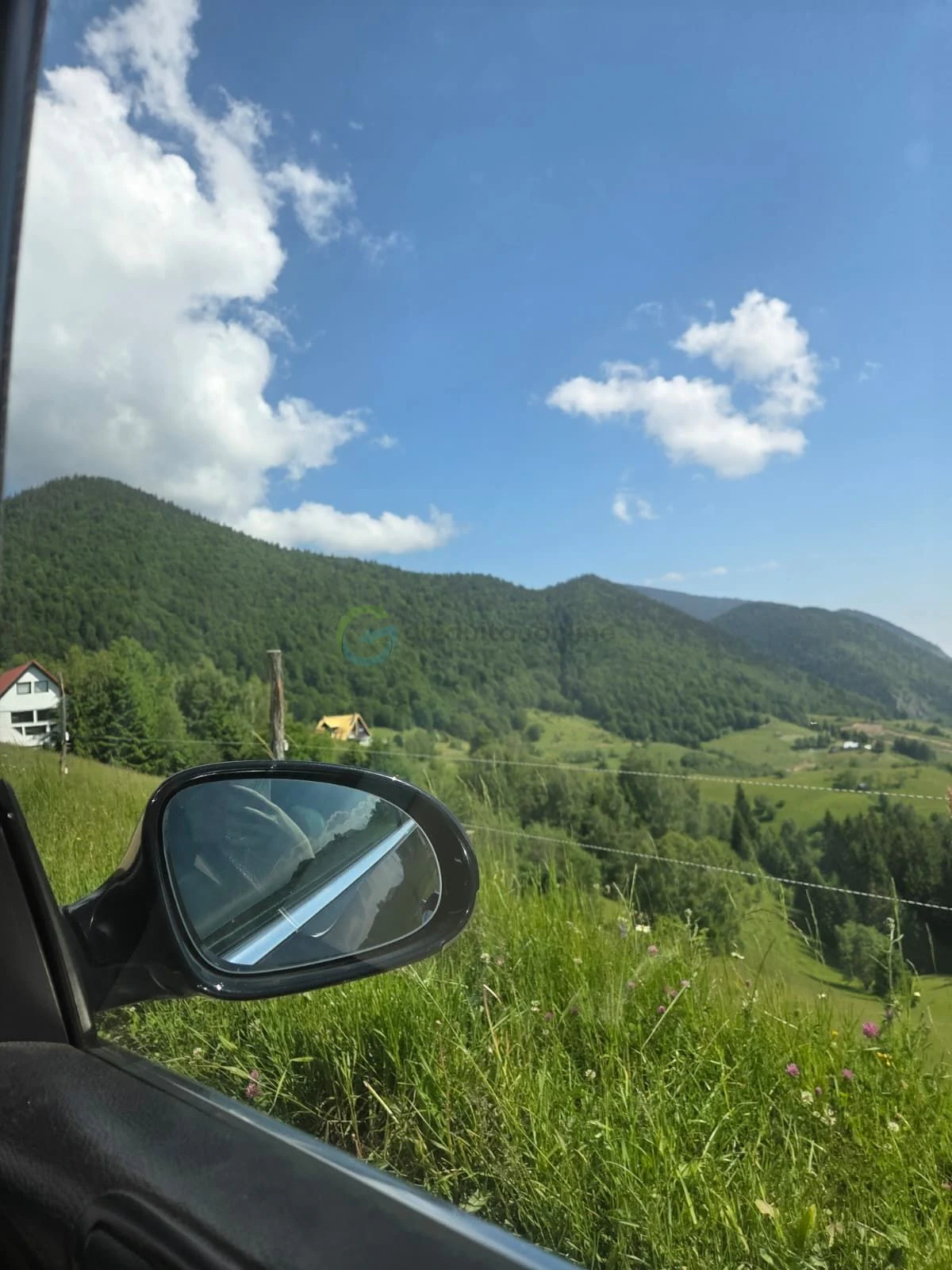 Peisajul din Sat Peștera