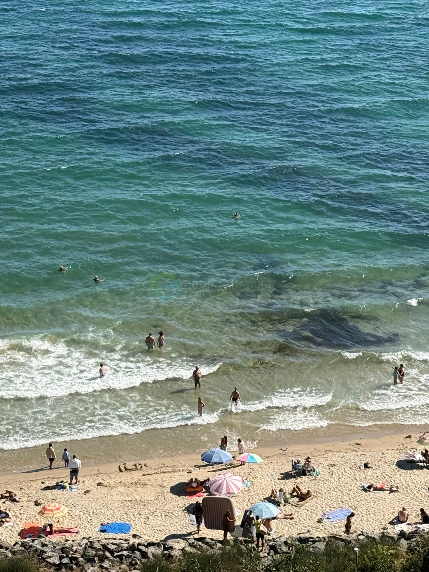 vedere la plaja si mare
