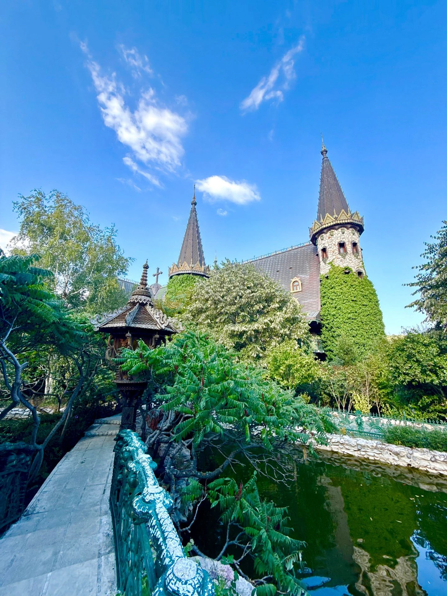 castelul ravadinovo bulgaria